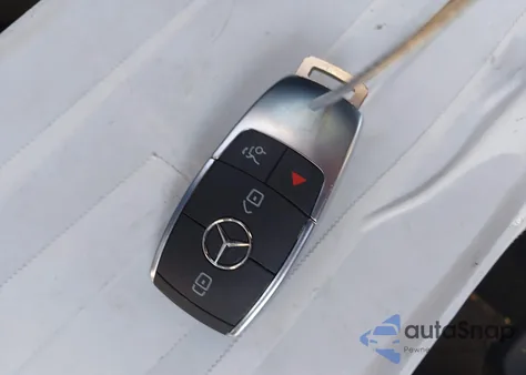 2023 Mercedes-Benz Glb 250 4Matic from USA, damaged, VIN W1N4M4HB6PW278775